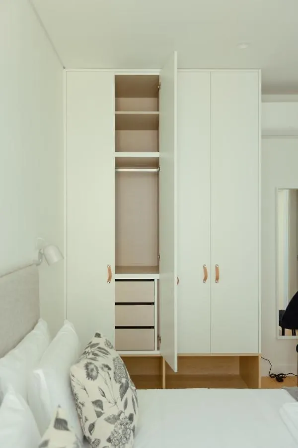 Trindade 19 Apartments - 1A Arinto Lisboa البرتغال